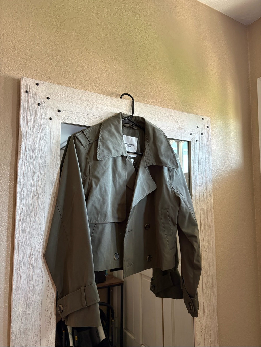 Abercrombie & Fitch Olive Cropped Trench Coat